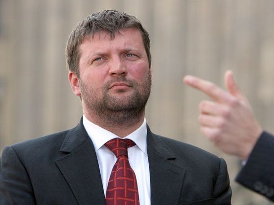 Ruské prsty vedou do Toskánska. Do Řebíčkovy vily Aleš Řebíček
