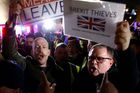 Britští poslanci odmítli dohodu o brexitu, opozice chce hlasování o nedůvěře vládě