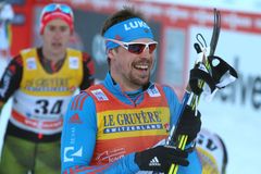 Usťugov vyhrál v Toblachu i pátou etapu Tour de Ski, ženám už nevládne Nilssonová