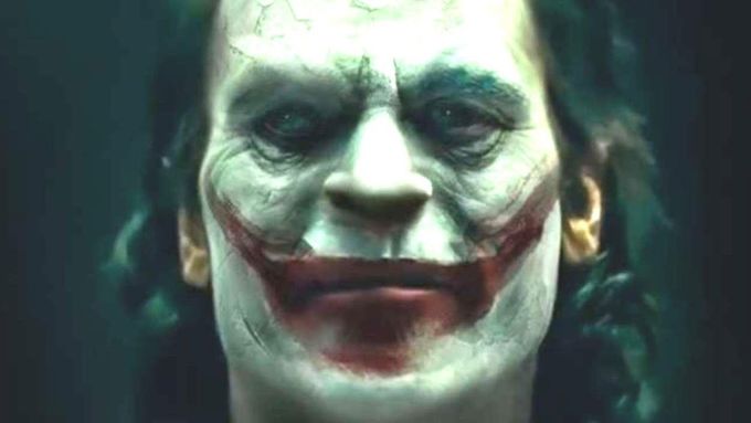 Video serveru Looper shrnuje historii Jokera ve filmu.