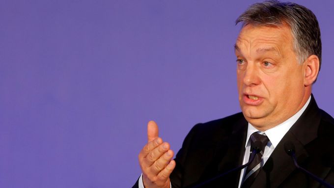 Viktor Orbán, v roce 1989 stipendista Sorosovy nadace, od roku 2010 maďarský premiér.