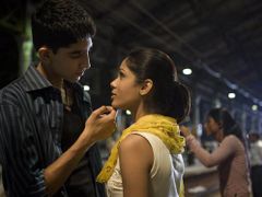 O útocích na indické muslimy pojednává i nedávno Oscarem oceněný film Milionář z chatrče (Slumdog Millionaire)