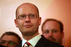 Sobotka promises to defend welfare state if elected