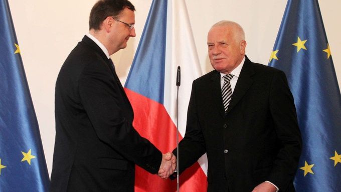 Václav Klaus a Petr Nečas na rozlučkovém jednání vlády
