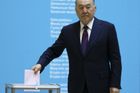 Kazašské volby suverénně vyhrála prezidentova strana. Nazarbajev si slibuje posílení režimu