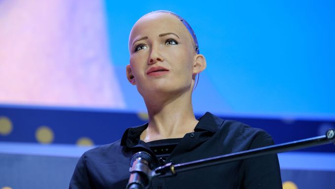 Robotka Sophia na konferenci v Rusku.