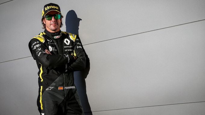 Pilot týmu formule 1 Alpine Fernando Alonso