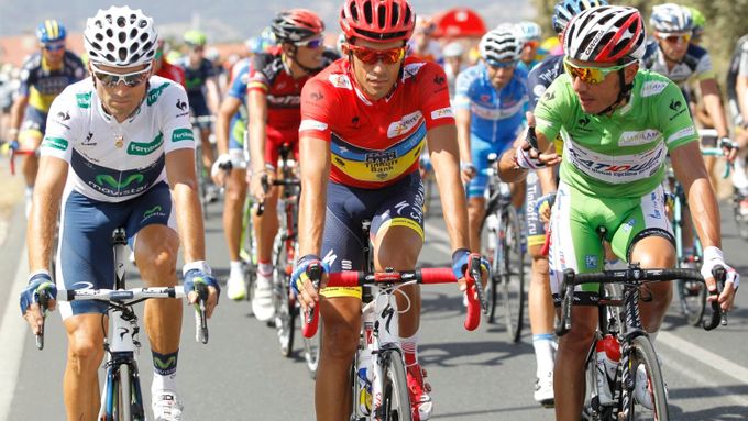 Alberto Contador (uprostřed)