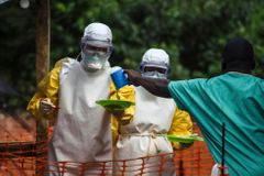 Osobností roku jsou podle Time bojovníci s ebolou
