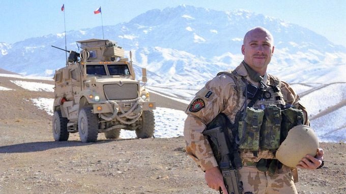 Propuštěný voják Otakar Hersch na misi v Afghánistánu.