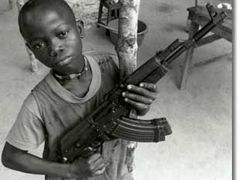 V mnoha válečných konfliktech v Africe bojují i děti