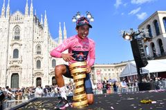 Bernal ovládl cyklistické Giro a má druhý triumf z Grand Tours