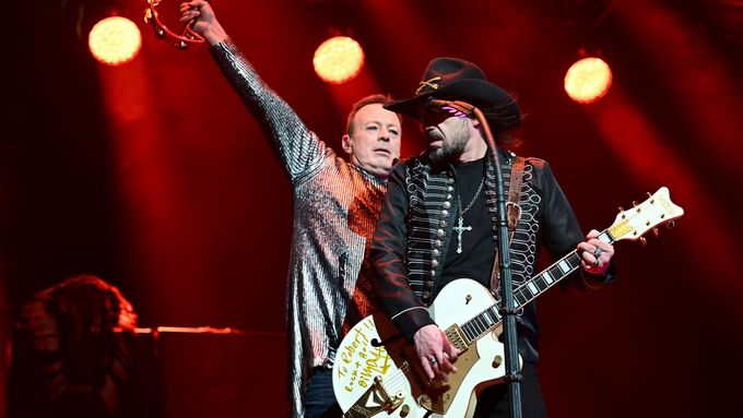 Koncert skupiny Lucie ke 40. výročí jejího založení se odehrál 9. prosince 2025 v pražské O2 areně.