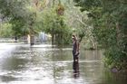 Živě: Největší město Floridy bojuje s velkou vodou. Bez elektřiny je 7,2 milionu domácností