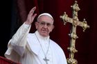 Papež vyzval k míru na Blízkém východě i Ukrajině. Ve velikonočním poselství odsoudil útoky v Sýrii