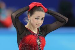 Olympiáda živě: Svět řeší dopingovou aféru Rusky, tým skokanů neprošel prvním kolem