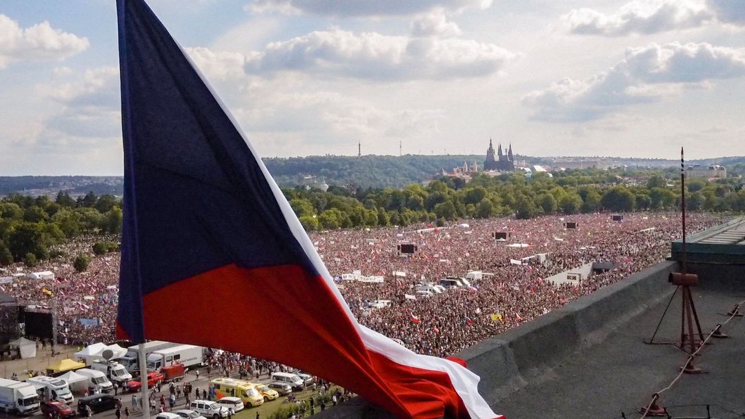 Demonstrace 23.6. Letná