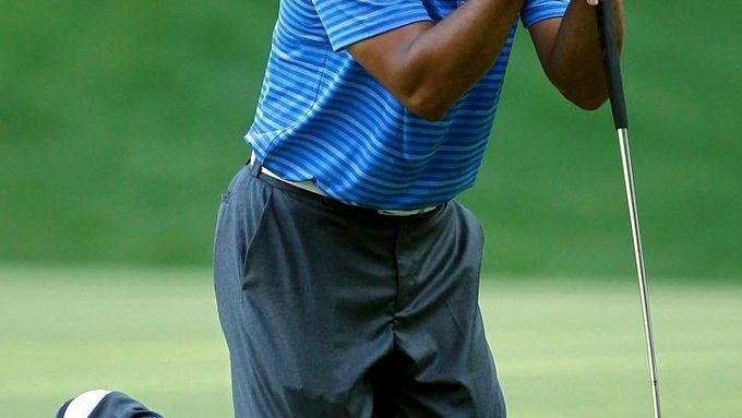 Tiger Woods marně hledá ztracenou formu.