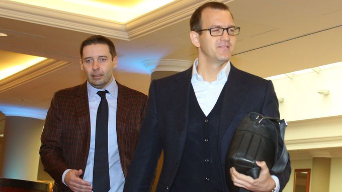 Daniel Křetínský vysvětloval majitelům ligových klubů obsah své debaty s Romanem Berbrem