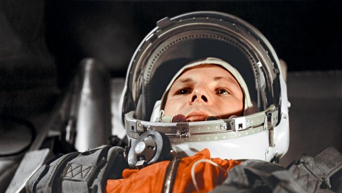 Foto: První muž ve vesmíru. Gagarina čekal po legendárním letu bouřlivý kolotoč slávy