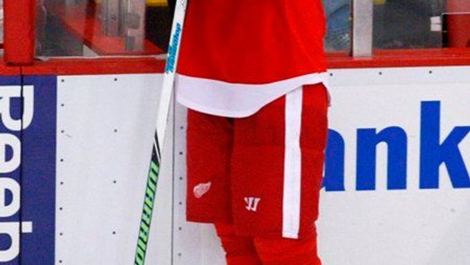 Zklamaný Nicklas Lidstrom po porážce v sedmém finálovém duelu.