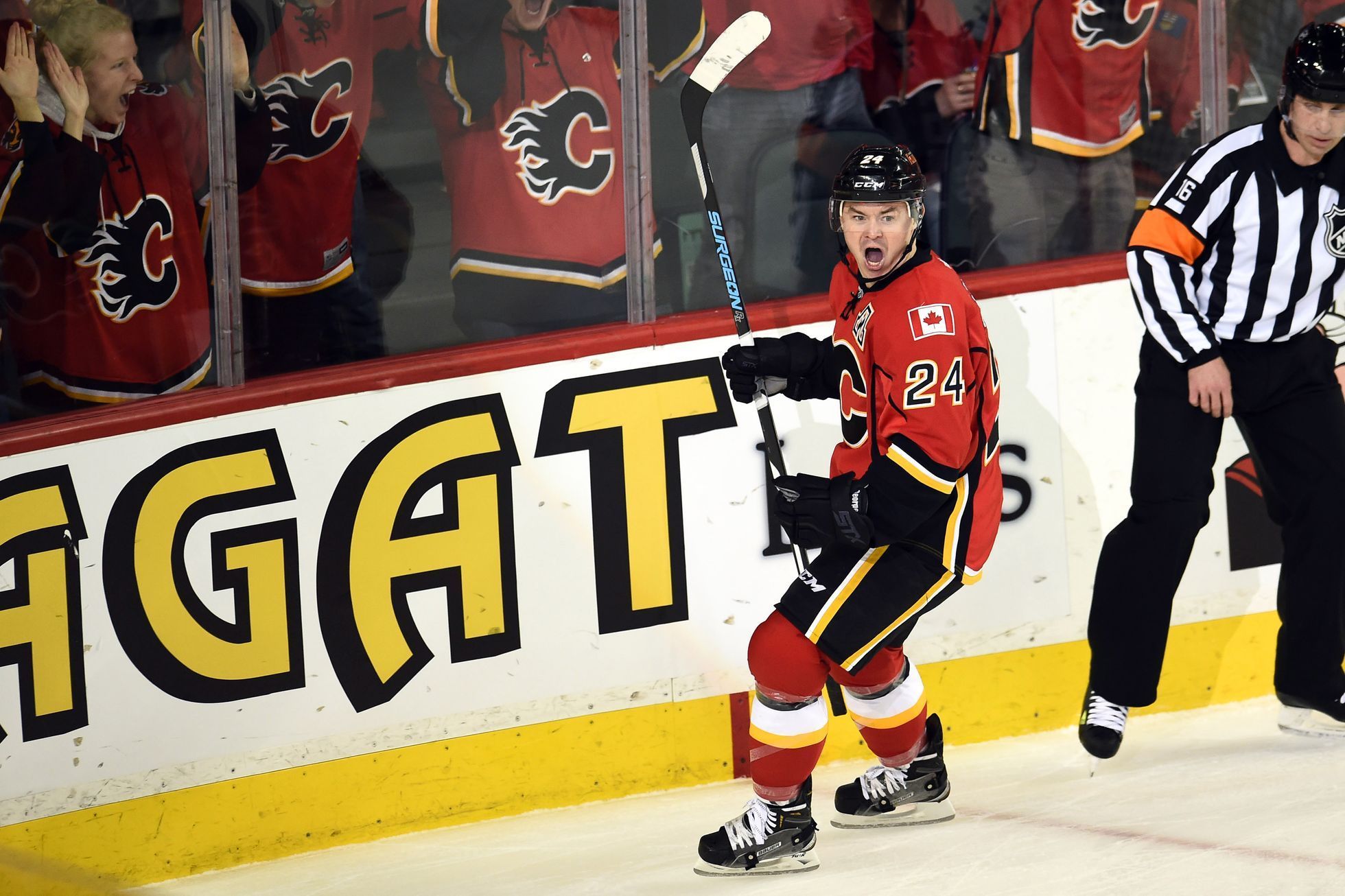 NHL: Stanley Cup Playoffs-Vancouver Canucks at Calgary Flames (Hudler)