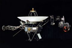 Voyager je nejvzdálenější lidský výtvor ve vesmíru. Nese vzkaz pro mimozemšťany