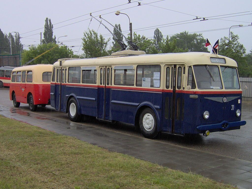 Trolejbus - Škoda 7Tr, 1. polovina 50. let