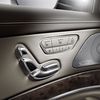 Nová výbava - odvětrávaná sedačka Mercedes