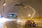 Tunel Blanka se otevře 19. září ve 14 hodin, samotnému provozu bude předcházet komorní akce spojená s přestřižením pásky u vjezdu na Letné. Teď je ještě potřeba zkontrolovat třeba funkčnost všech čidel.