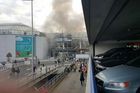 Letištěm v Bruselu otřásly exploze. Na místě jsou mrtví a ranění, z budovy stoupá dým