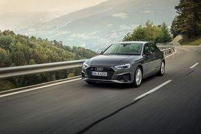 Strádající Audi bojuje snížením cen. Modernizované Audi A4 stojí stejně jako Passat