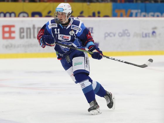 Významní přerovští rodáci a naděje: Mladý hokejový obránce Stanislav Svozil v dresu Komety Brno