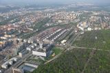 Areál bývalého Nákladového nádraží Žižkov patří díky své blízkosti do centra města mezi nejlukrativnější pozemky v Praze. Takzvaný brownfield, tedy původně industriální území, má celkovou rozlohu 128 tisíc metrů čtverečních.