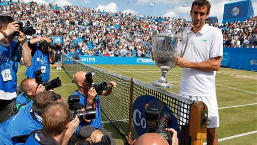 Finále tenisového turnaje v Londýně mezi Nalbandianem a Čiličem, který skončil diskvalifikací Argentince