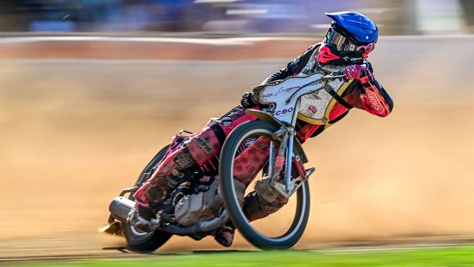 Adam Bednář při Zlaté přilbě 2025