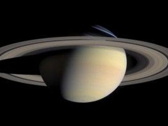 Voda mimo Zemi Saturn - celkový pohled