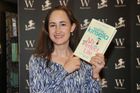 Zemřela spisovatelka Sophie Kinsella. Její Báječný svět shopaholiků byl i zfilmován