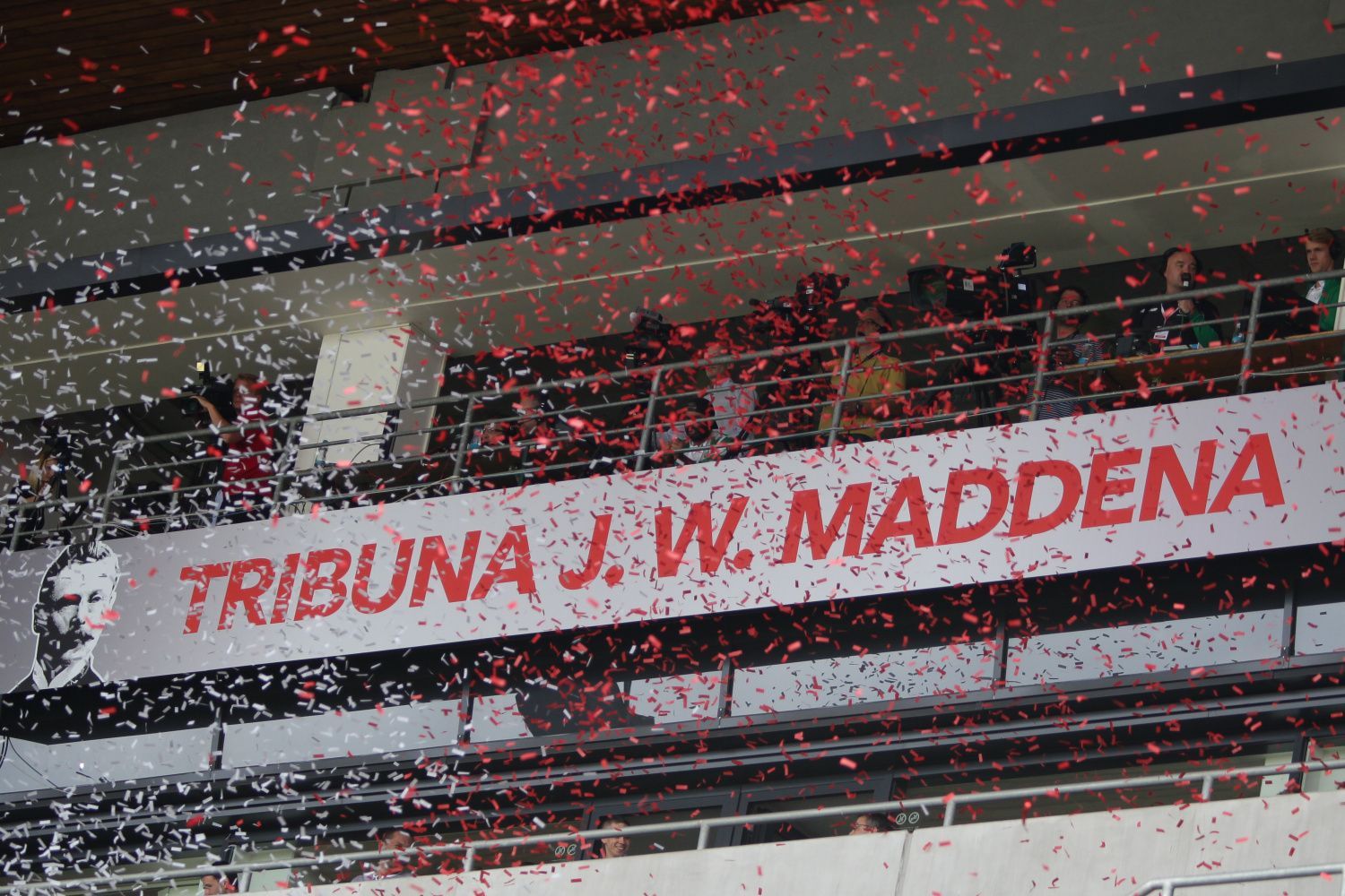 Slavia-Celtic Glasgow: Tribuna Johna Williama Maddena