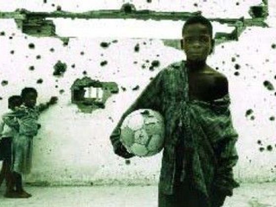 Fotografie utrpení Arms without borders