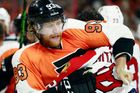 Video: Voráček parádním gólem rozhodl o výhře Flyers, Gudas sestřelil supertalenta