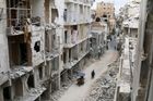 Odejděte, nebo zemřete, varuje Moskva syrské povstalce. Ti ztratili staré město v Aleppu