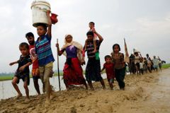 V Barmě vyměnili generála, který je zodpovědný za tažení proti muslimským Rohingům