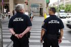 Šéf strážníků v Praze 1 rozbil při kontrole muži mobil. Byl za to obviněn ze zneužití pravomoci