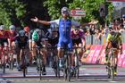Cyklista Ewan vybojoval premiérový etapový vavřín na Giru