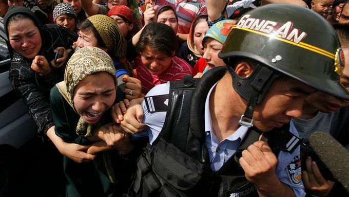Boje mezi Ujgury a čínskou policií. Ilustrační foto.