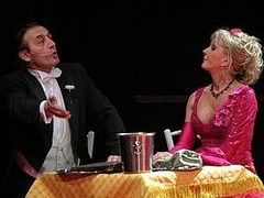 Helena Vondráčková s Michalem Dočolomanským v muzikálu Hello, Dolly!