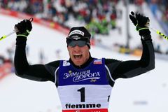 Skiatlon ovládl Cologna, obhájce Northug skončil bez medaile