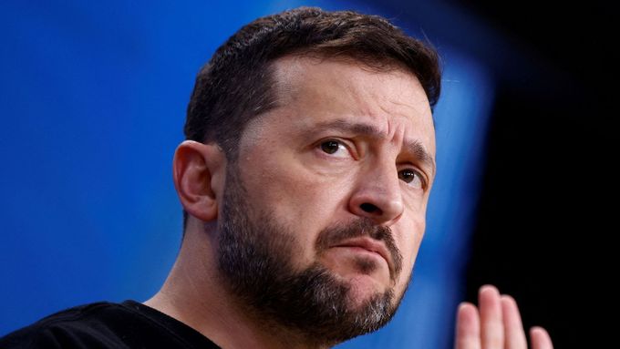 Ukrajinský prezident Volodymyr Zelenskyj na summitu v Bruselu; 17. října 2024