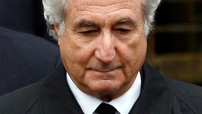 Bernard "Bernie" Madoff převezl americké finanční trhy.